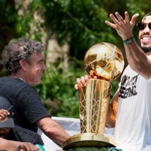 开云体育app-或超50亿美金！绿军夺冠就卖队：情怀输给了生意？