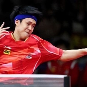 开云体育app-《全民学乒乓横拍篇》第10.4集：提高弧圈球质量的四大因素|击球|加速度|手腕|腰部|还原_新浪新闻