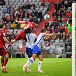 莱万：赢球比纪录重要 穆勒：我咋不是拜仁高层呢？